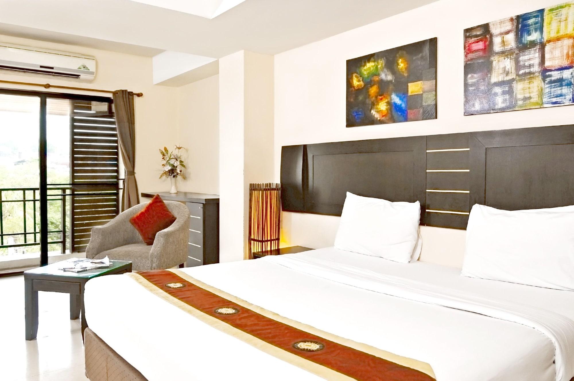 Grand Marina Residence Hotel Ban Laem Chabang Екстериор снимка