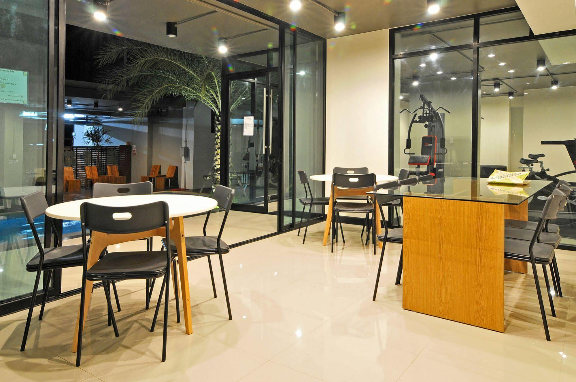 Grand Marina Residence Hotel Ban Laem Chabang Екстериор снимка