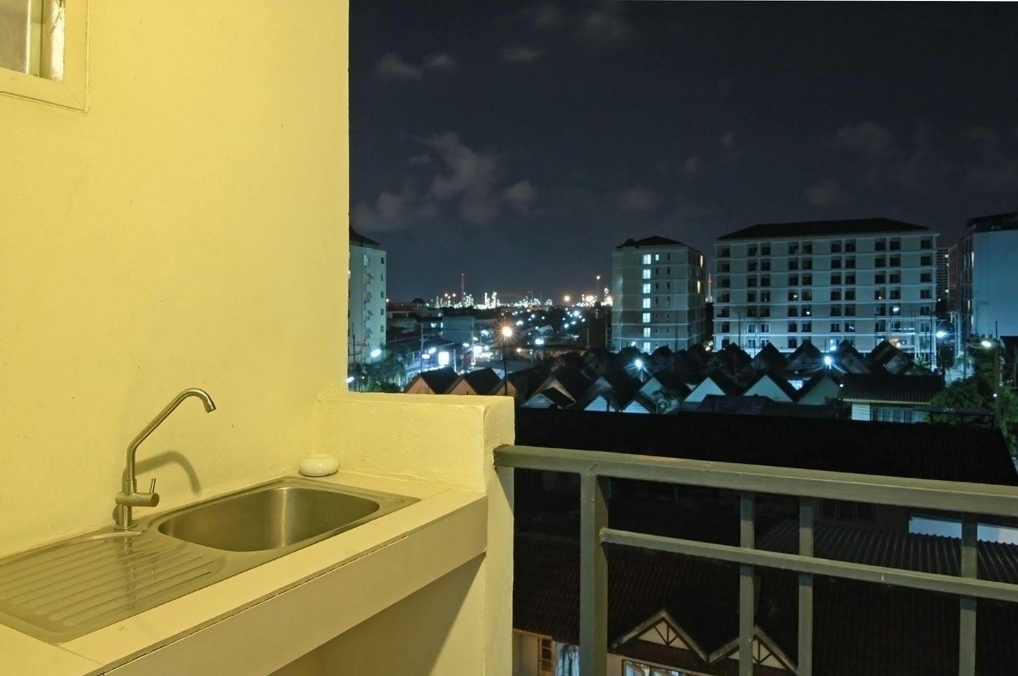 Grand Marina Residence Hotel Ban Laem Chabang Екстериор снимка